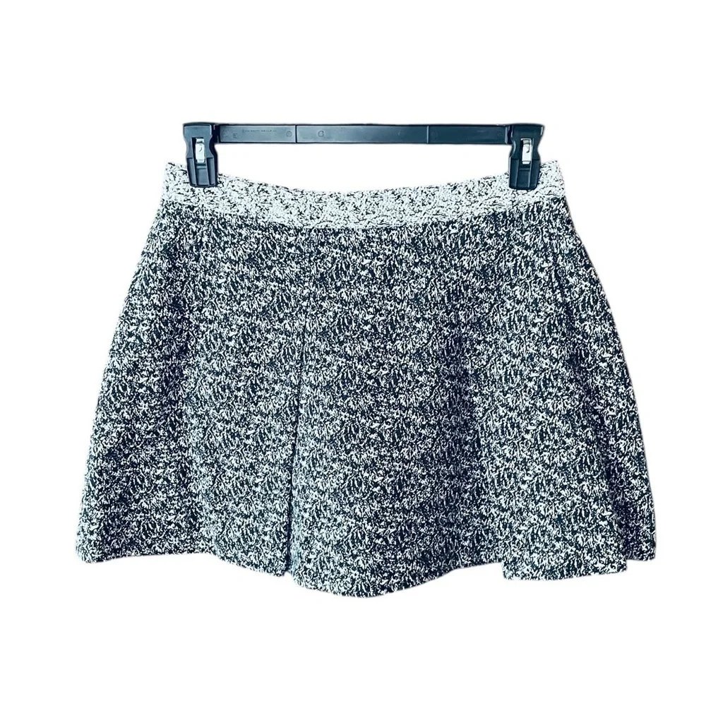 Banana Republic pleated abstract a-line mini skirt pockets lined 10 black white